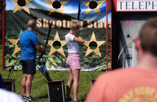 Get Me Out of Here team build'